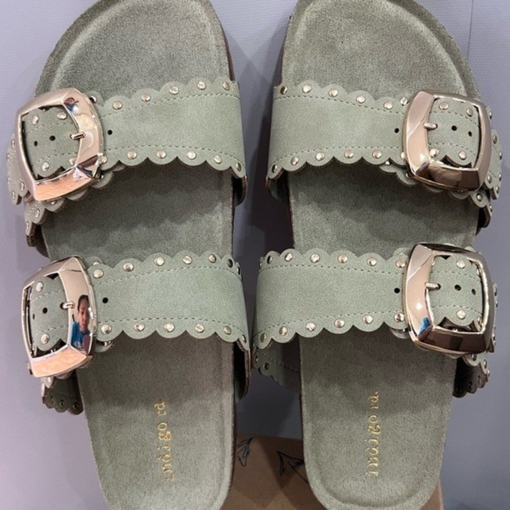 Indigo Rd. Light Green Studded Double Buckle Slide Sandals Women's Size 9 New